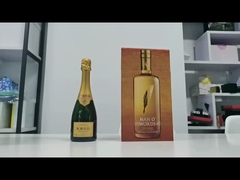 треугольная винная коробка