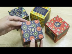 коробка подарка упаковывая
