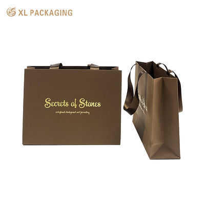 Custom Logo Printing Kraft Paper Gift Shopping Bag с матовой темно-коричневой отделкой и толщиной 150 г